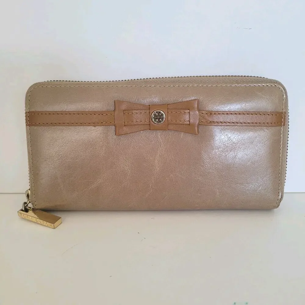 Tory‎ Burch Beige Bow Leather Zip Around Large Wallet Long Clutch Logo